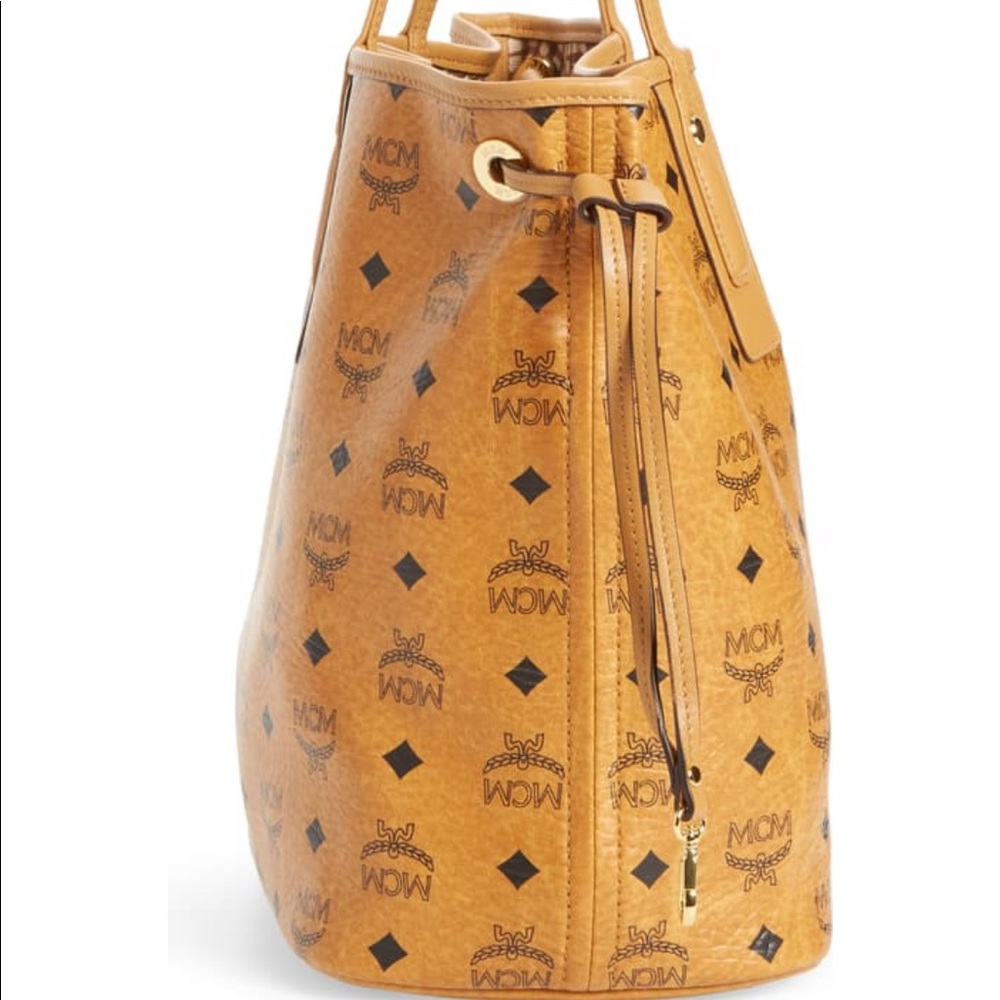 MCM  Medium Liz shopper